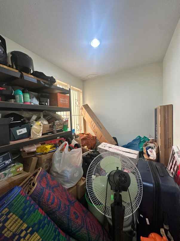 dijual cepat rumah luas modern medan johor