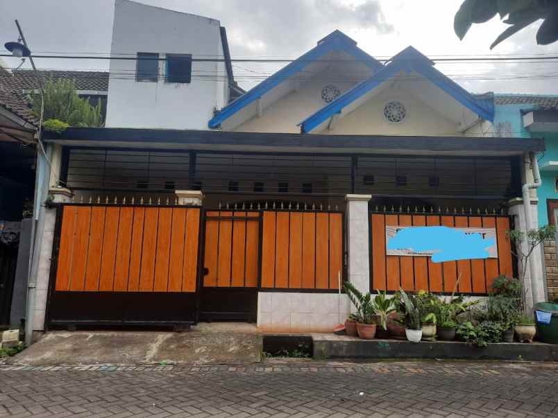 dijual cepat rumah tingkat siap huni surat shm