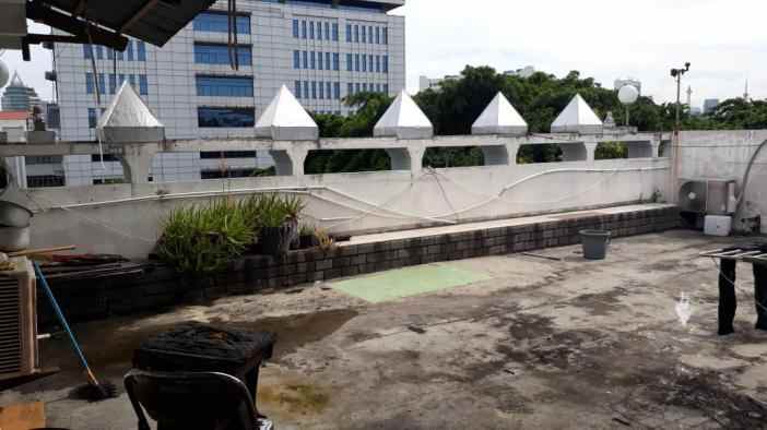 dijual gedung kantor di jl gunung sahari jakarta pusat