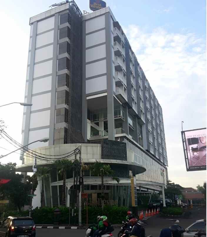 dijual hotel fatmawati cilandak barat