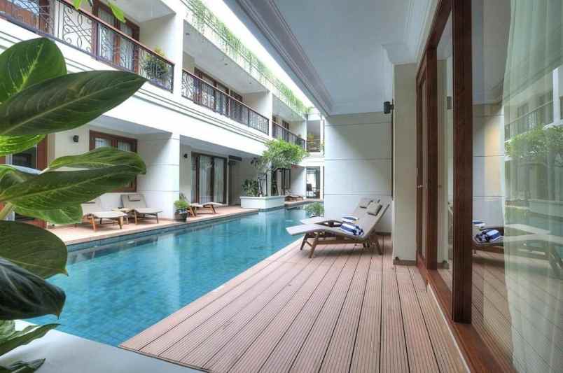 dijual hotel padma legian