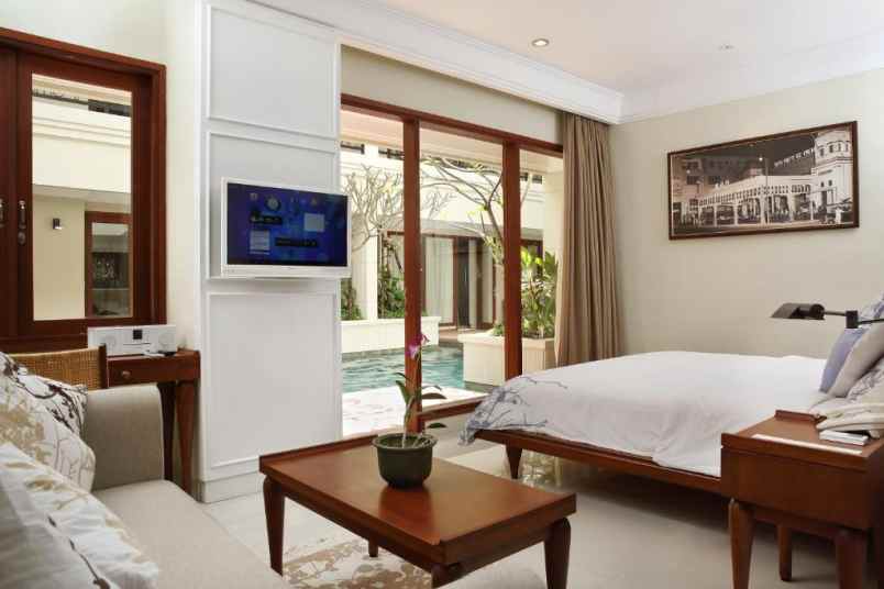 dijual hotel padma legian