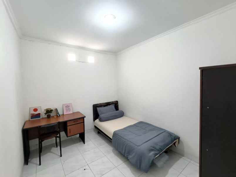 dijual kost grogol selalu full karena sangat strategis