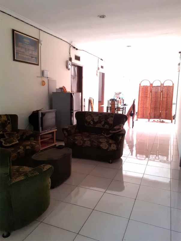 dijual kost permata buah batu