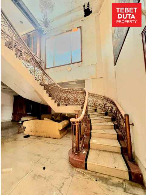 dijual kost tebet barat