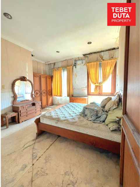 dijual kost tebet barat