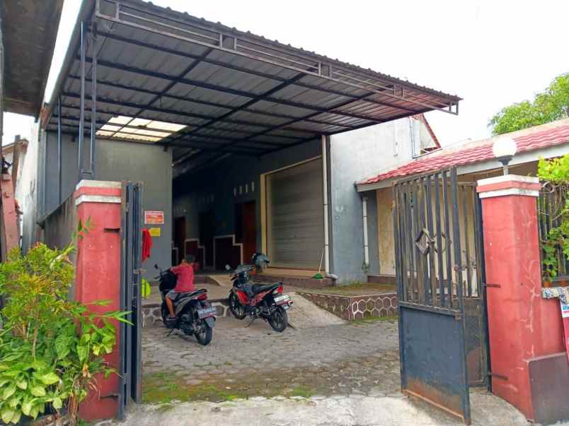 dijual kost trihanggo gamping sleman