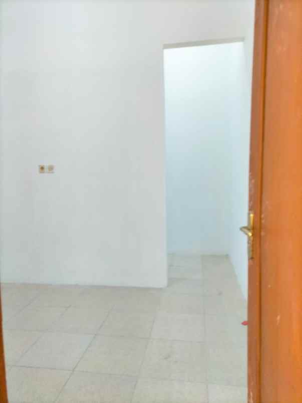 dijual kost woltermangunsidi