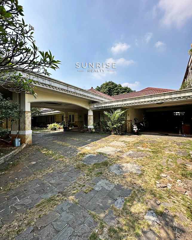 dijual langka near jl cendana suwiryo menteng jakpus