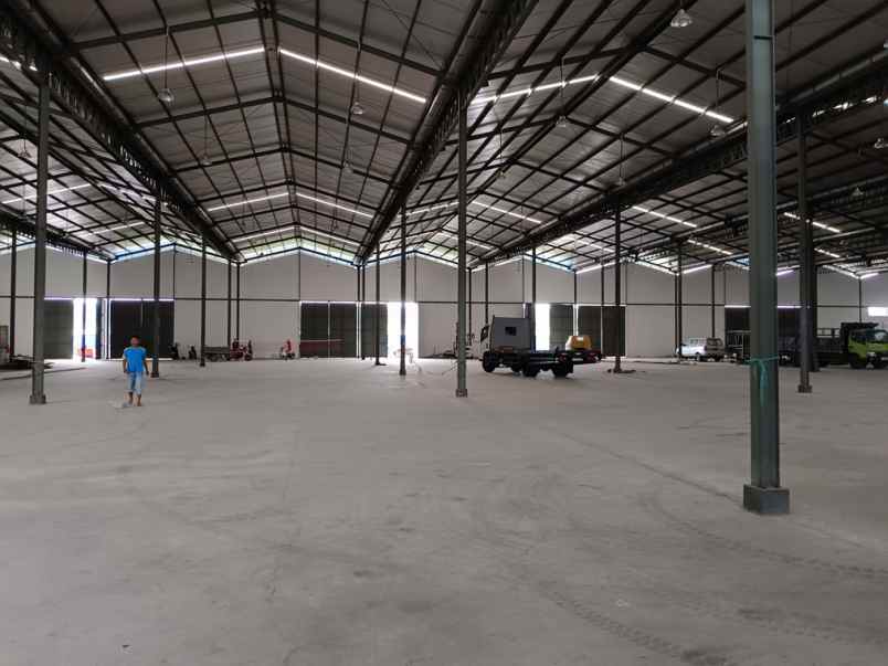 dijual ruko gudang kantor gudang di komplek
