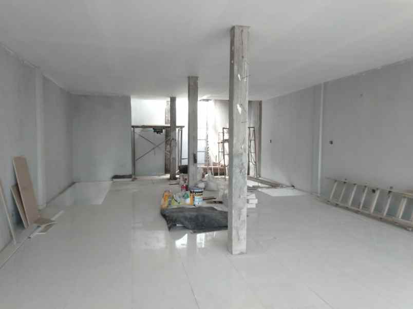 dijual ruko gudang kantor jalan karang tengah