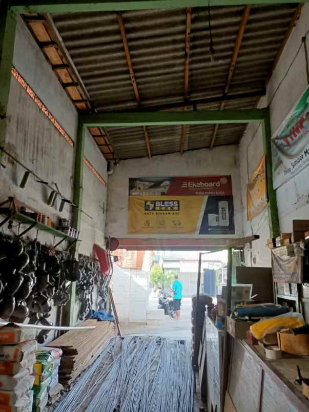 dijual ruko gudang kantor jalan raya mastrip