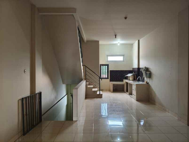 dijual ruko gudang kantor lenteng agung jagakarsa