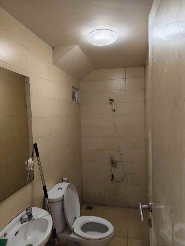 dijual ruko gudang kantor ruko emerald commercial