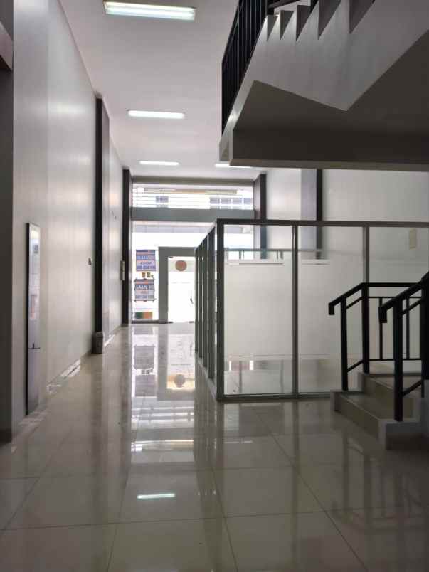 dijual ruko gudang kantor ruko emerald commercial