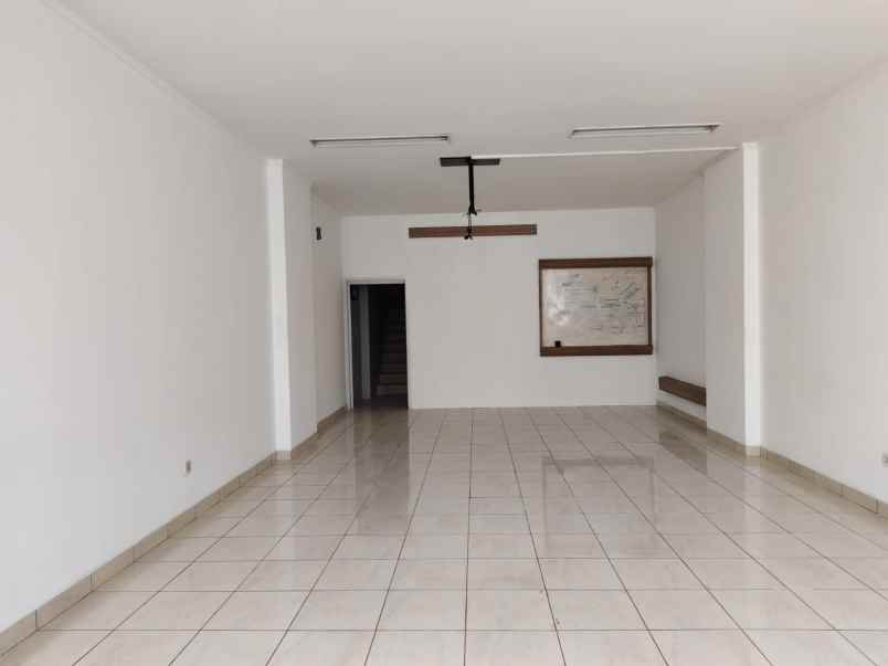 dijual ruko gudang kantor ruko emerald commercial