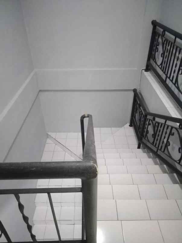 dijual ruko gudang kantor soepomo