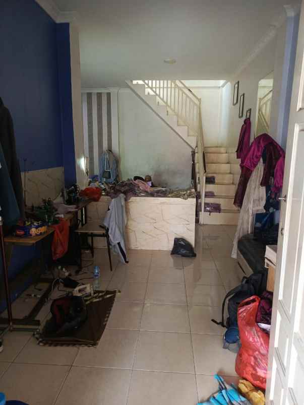 dijual rumah 2 lantai jl delima panam harga 425 juta