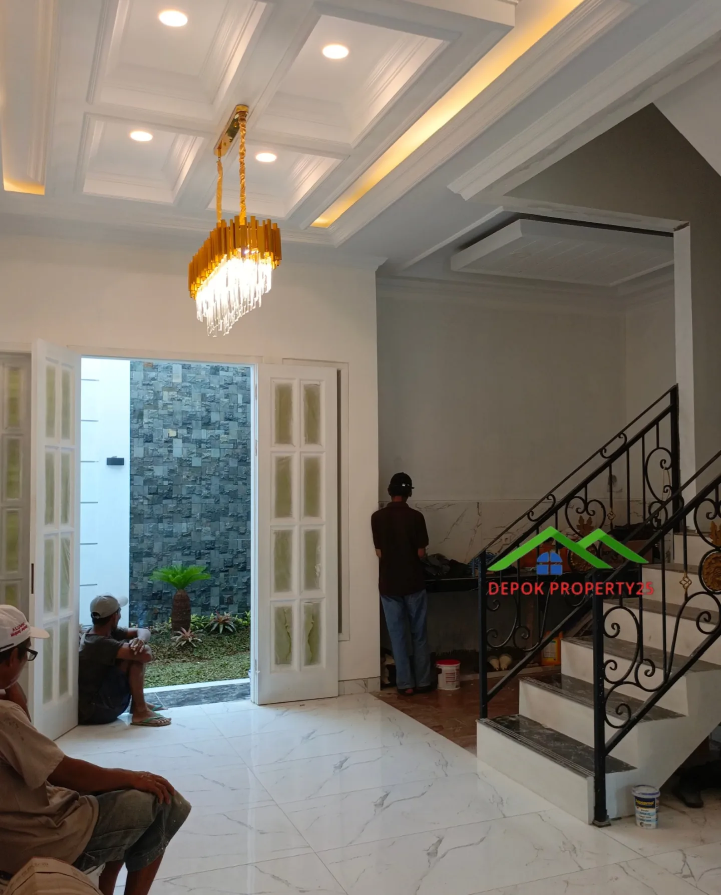 dijual rumah 3 lantai siap huni di jagakarsa