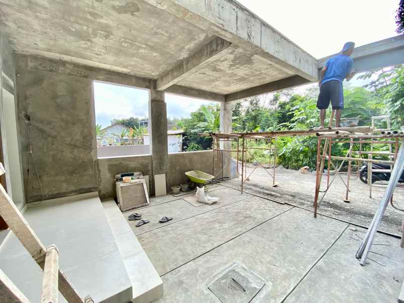 dijual rumah 679000000