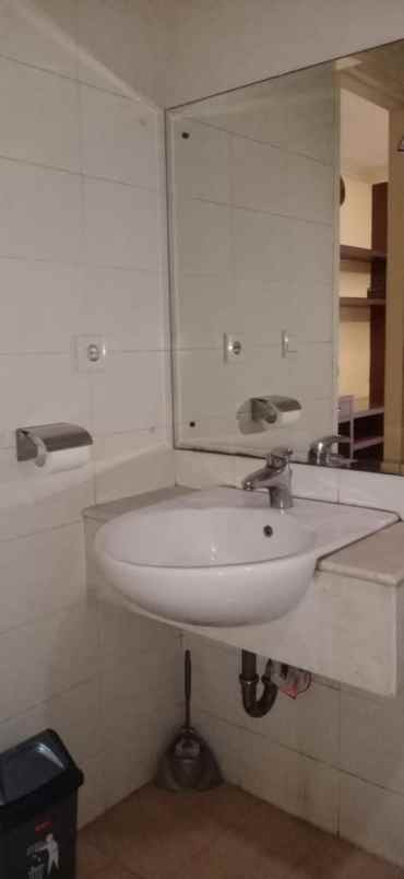 dijual rumah apt gading resort