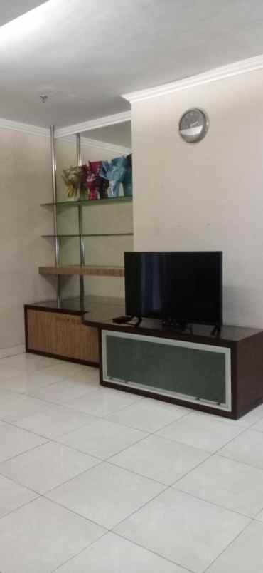 dijual rumah apt gading resort