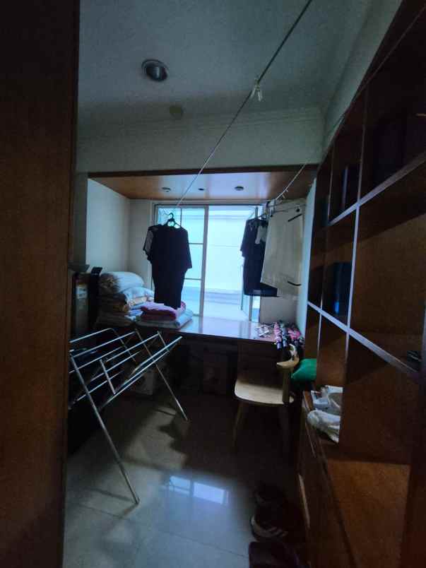 dijual rumah apt gading resort