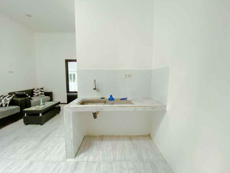 dijual rumah argomulyo kec sedayu