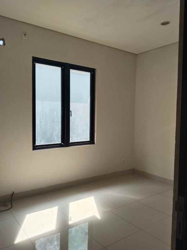 dijual rumah asera onesouth harapan