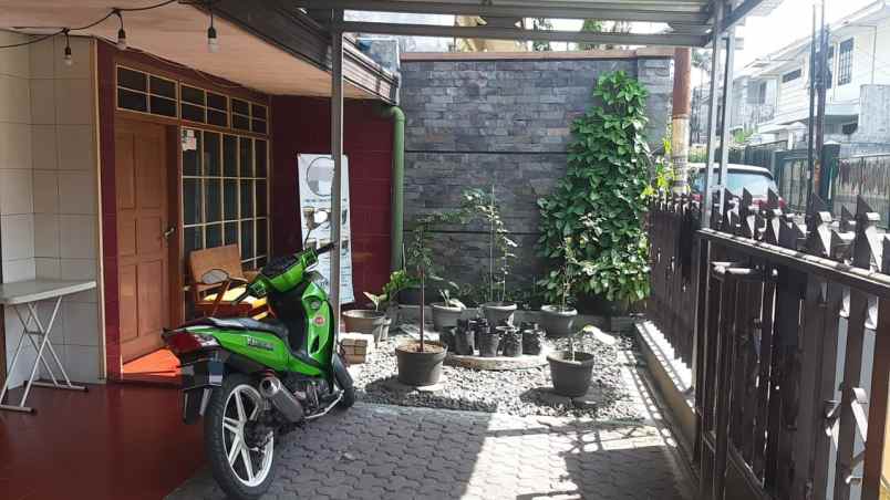 dijual rumah babakan jeruk pasteur