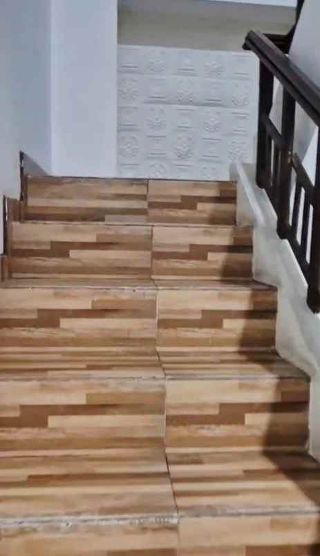 dijual rumah babatan pratama