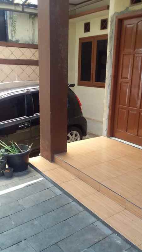 dijual rumah banyumanik