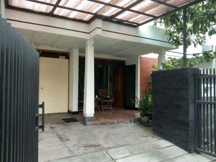 dijual rumah barata jaya