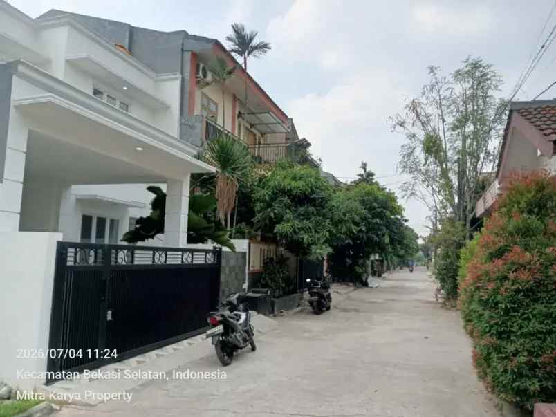 dijual rumah baru di galaxy one gate jalan 2 mobil