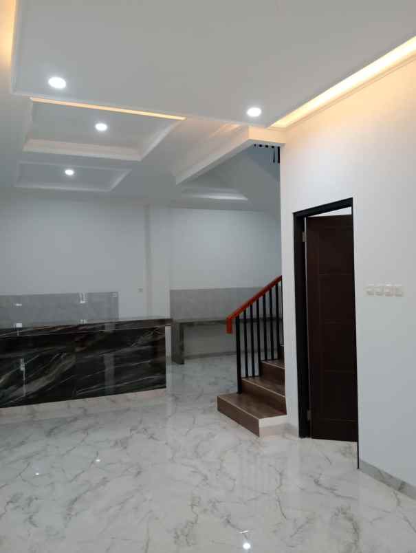 dijual rumah baru konsep scandinavian bintaro