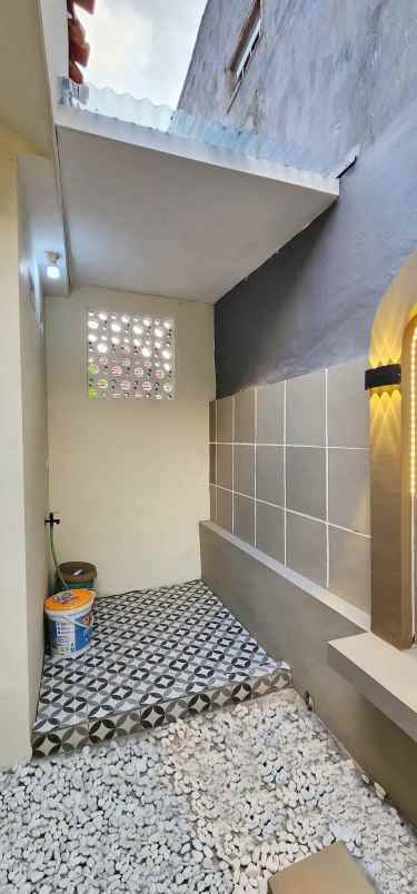 dijual rumah baru lokasi pandanlandung malang