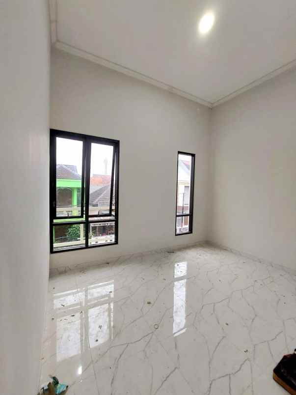 dijual rumah baru modern minimalis di kota malang