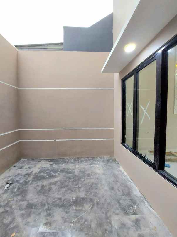 dijual rumah baru modern minimalis di kota malang