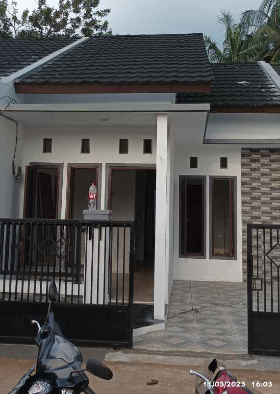 dijual rumah baru siap huni