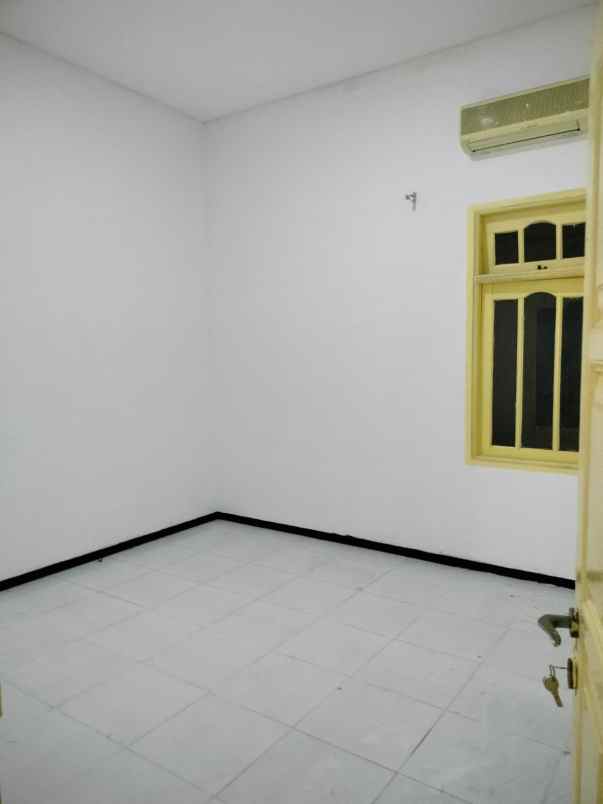 dijual rumah baruk utara