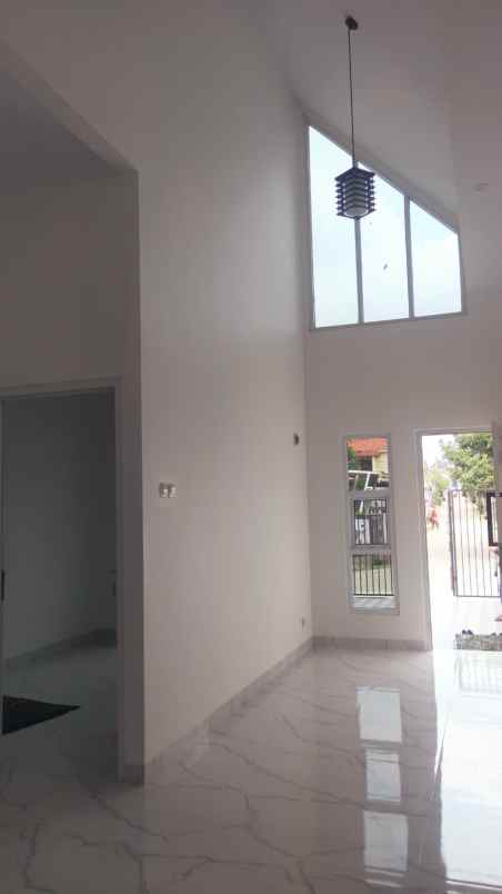 dijual rumah beji depok