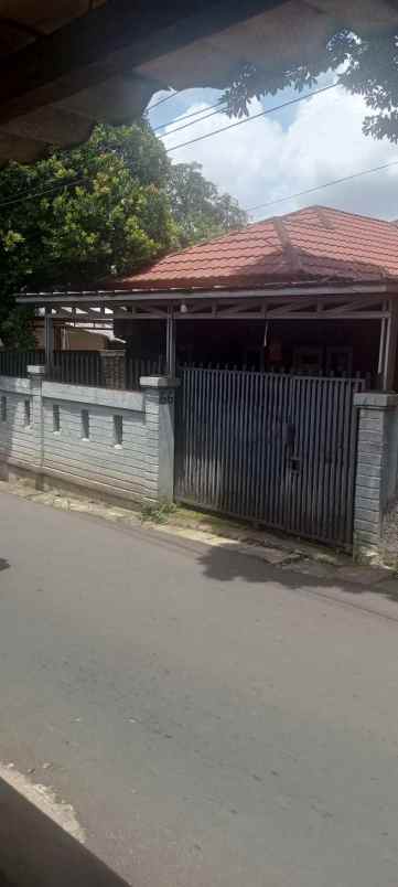 dijual rumah beji tanah baru depok
