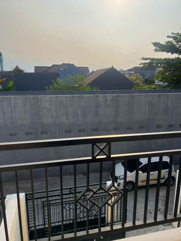 dijual rumah bendul merisi