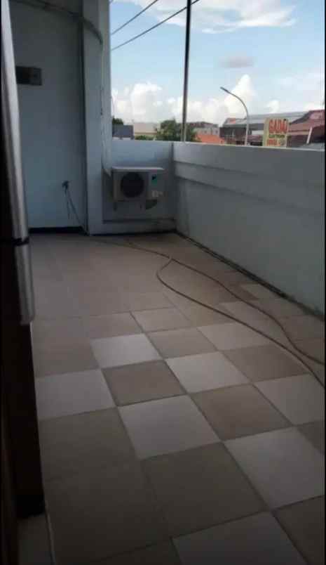 dijual rumah bisa buat usaha surabaya