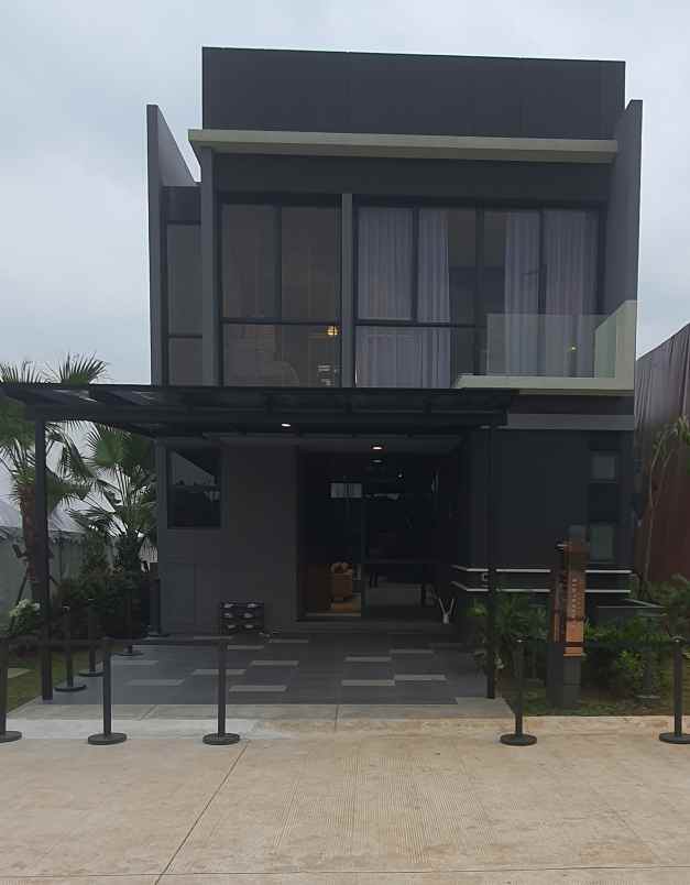 dijual rumah blackslate homes lippo