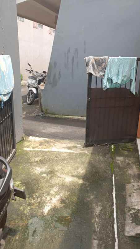 dijual rumah bsi 2 pengasinan sawangan