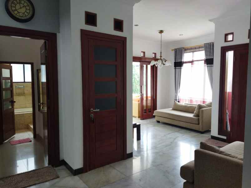 dijual rumah bukit golf riverside