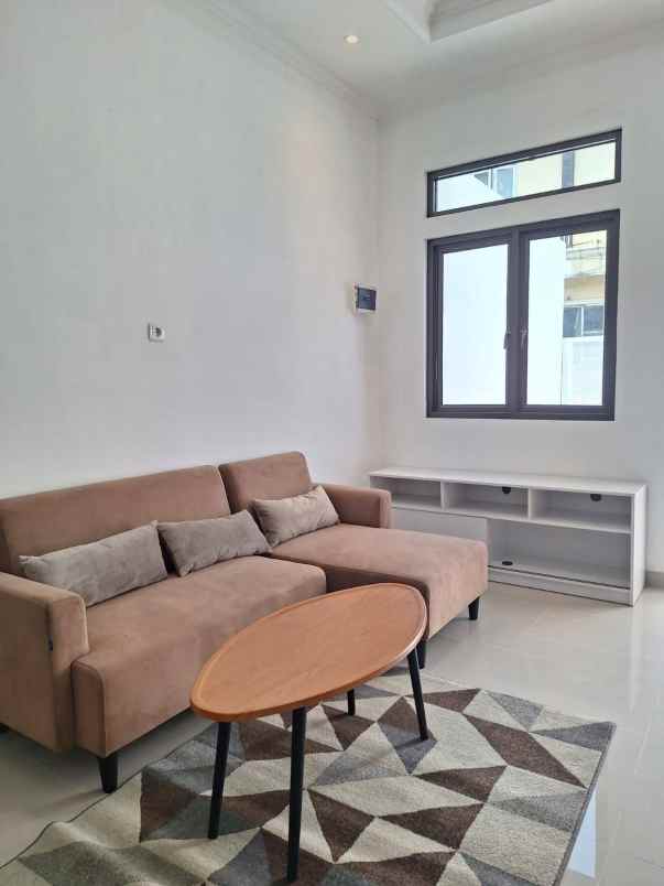 dijual rumah bumi rinjani mustikajaya