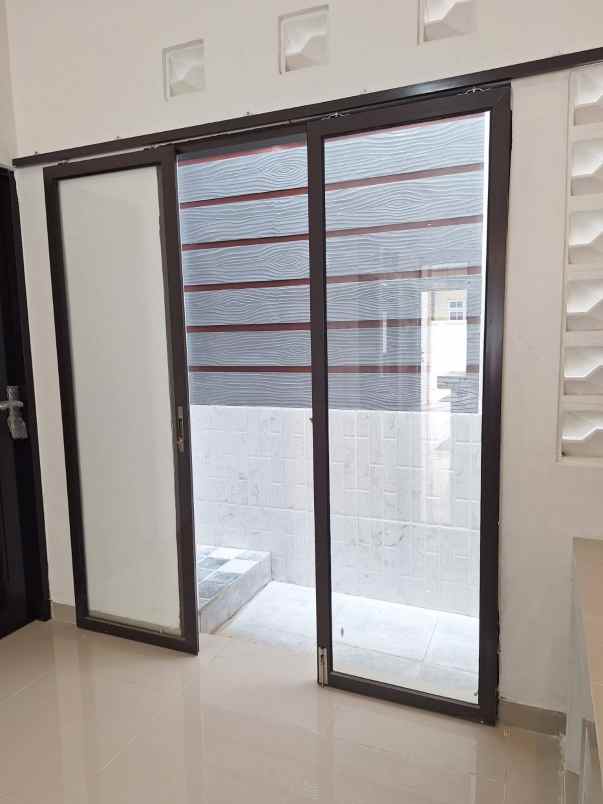 dijual rumah bumi rinjani mustikajaya