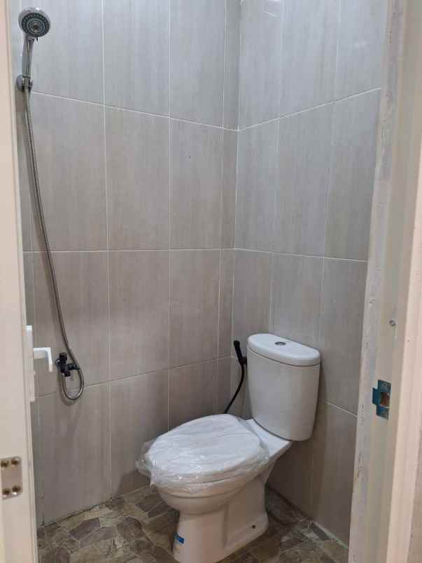 dijual rumah bumi rinjani mustikajaya